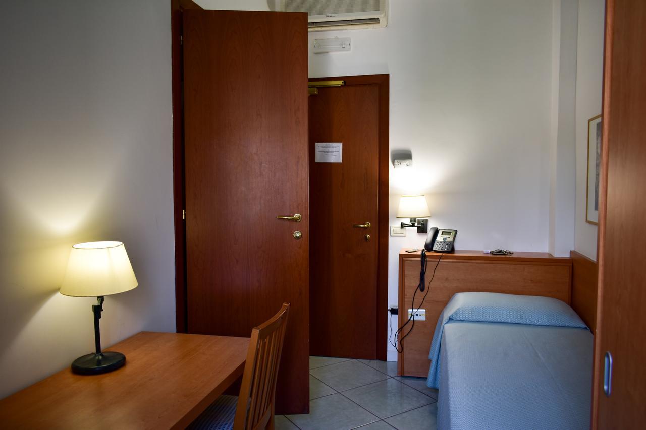 Hotel Amyclae Sperlonga Exterior foto